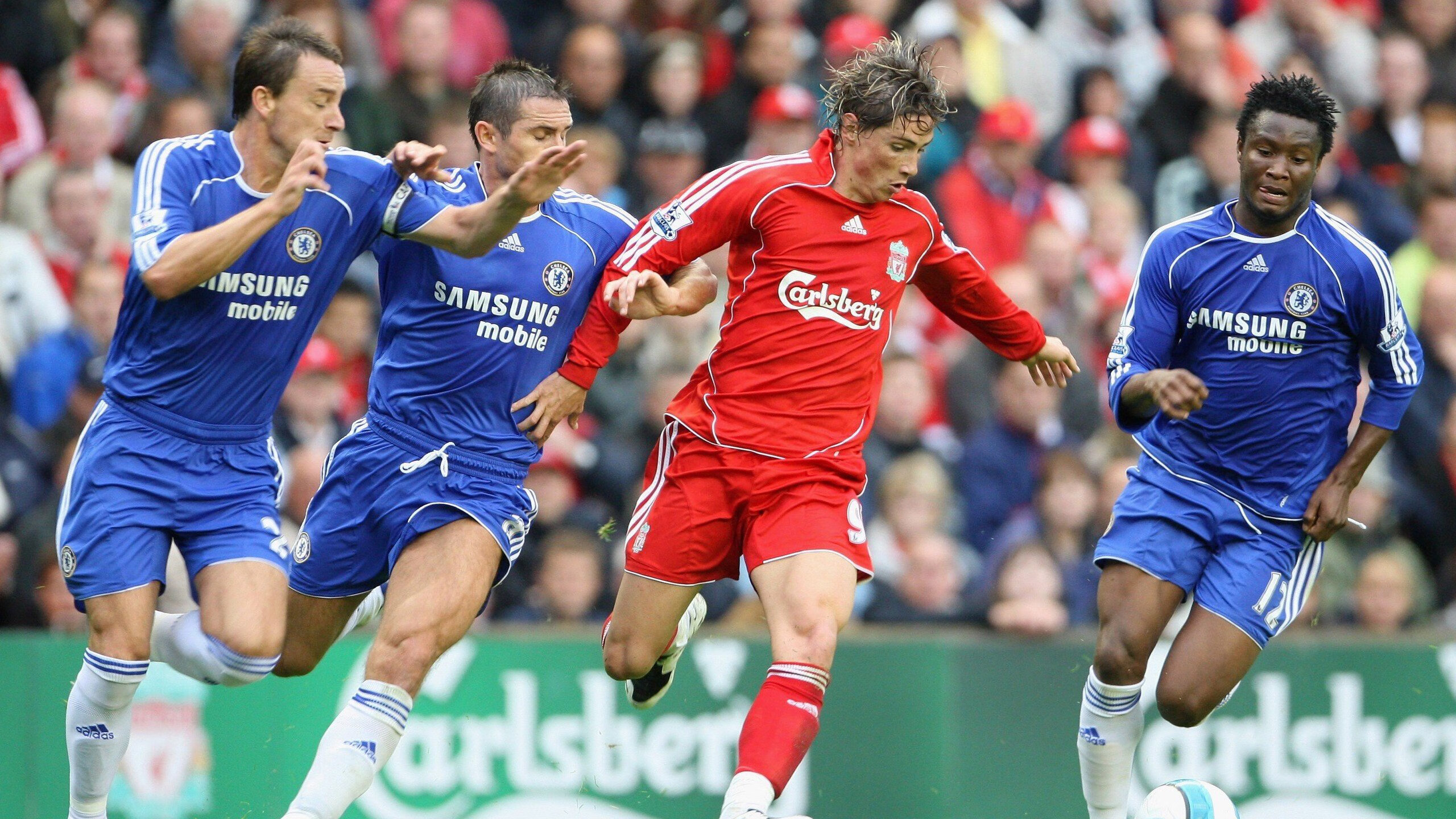 家庭支援：父母在青少年网球成长中的角色